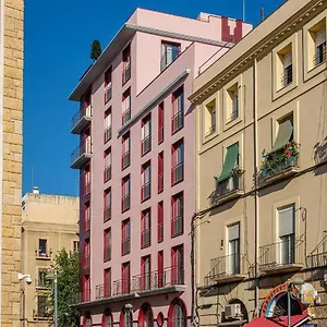 https://apartaments-reial-1.catalonia-hotels.com