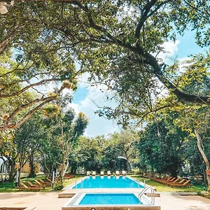 ***** Hotel Nivadoo Sri Lanka