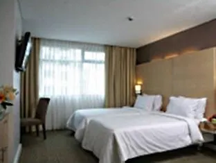 ***  St Giles Hotel Makati Makati City Philippines